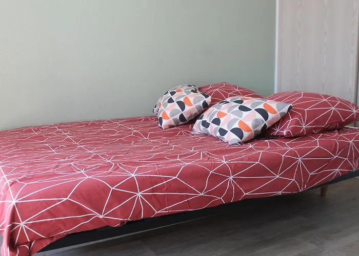 Avec Parking Proche Et Centre