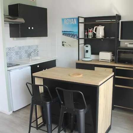 Avec Parking Proche Et Centre * Royan